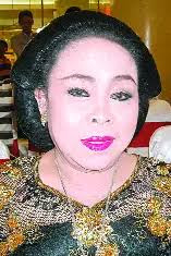 Suyati alias Yati Pesek